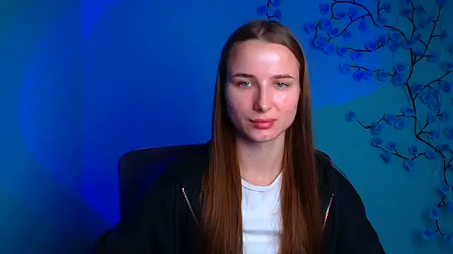Eva Janee online show from July 6, 2026, 5:47 am