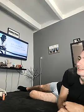 Snapshot of Anyonymuss chatting on October 18, 2025, 3:36 pm Anyonymuss online show from October 18, 2025, 3:36 pm