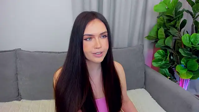 Snapshot of sexyangeloux chatting on May 24, 2026, 8:31 pm sexyangeloux online show from May 24, 2026, 8:31 pm