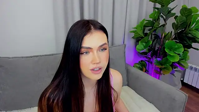 sexyangeloux online show from March 29, 2026, 9:16 pm