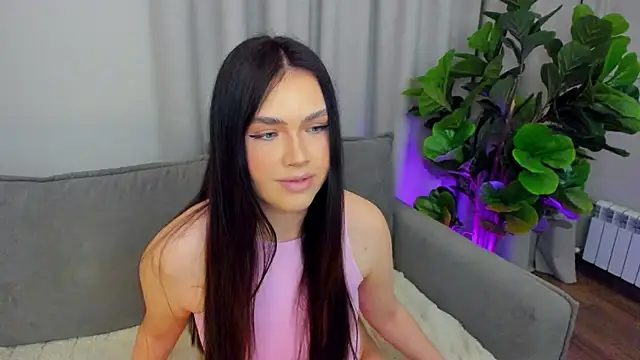 sexyangeloux online show from April 12, 2026, 7:50 pm