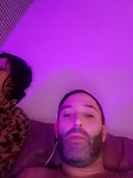 Snapshot of longthicknslick chatting on December 8, 2024, 2:14 am longthicknslick online show from December 8, 2024, 2:14 am