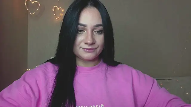 Emelyblum online show from October 24, 2025, 11:04 pm