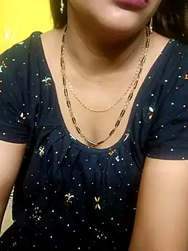 Snapshot of Sexyranibhabhi chatting on April 17, 2026, 2:14 am Sexyranibhabhi online show from April 17, 2026, 2:14 am