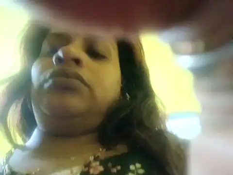 Snapshot of Sexyranibhabhi chatting on March 7, 2026, 2:44 pm Sexyranibhabhi online show from March 7, 2026, 2:44 pm