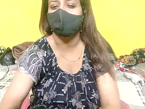 Snapshot of Sexyranibhabhi chatting on September 29, 2025, 4:01 pm Sexyranibhabhi online show from September 29, 2025, 4:01 pm