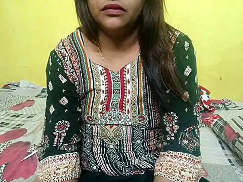 Snapshot of Sexyranibhabhi chatting on October 10, 2025, 1:56 pm Sexyranibhabhi online show from October 10, 2025, 1:56 pm