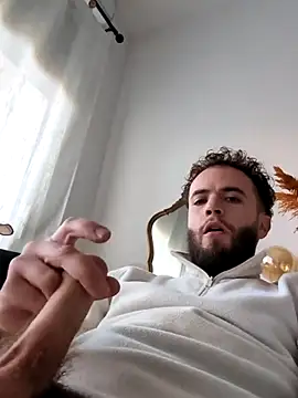 Snapshot of pedrolitoo1203 chatting on November 22, 2025, 1:21 pm pedrolitoo1203 online show from November 22, 2025, 1:21 pm