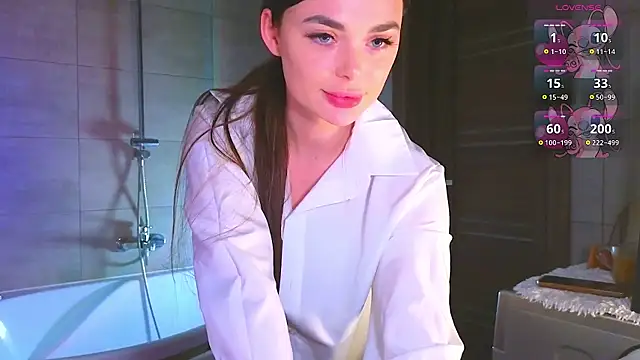 Snapshot of Sandrikta chatting on October 4, 2025, 8:21 pm Sandrikta online show from October 4, 2025, 8:21 pm