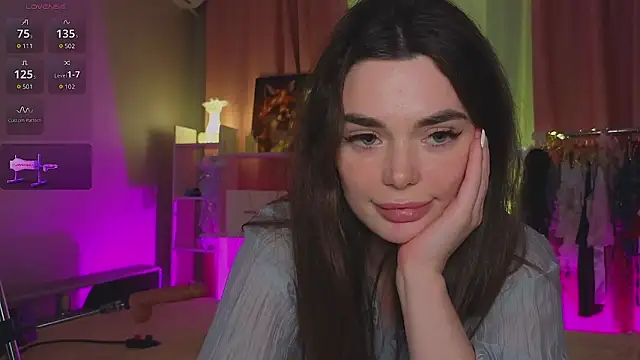 Snapshot of Sandrikta chatting on December 9, 2024, 10:41 pm Sandrikta online show from December 9, 2024, 10:41 pm