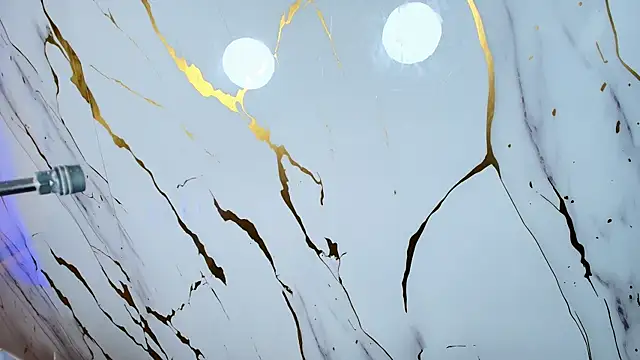 Lizz Tender online show from November 26, 2025, 1:11 pm