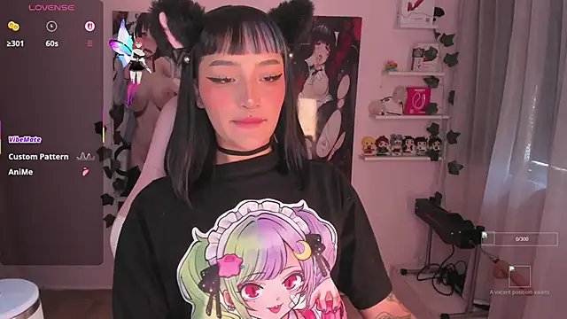 Snapshot of Sweet-bunny1 chatting on November 7, 2025, 4:11 pm Sweet-bunny1 online show from November 7, 2025, 4:11 pm