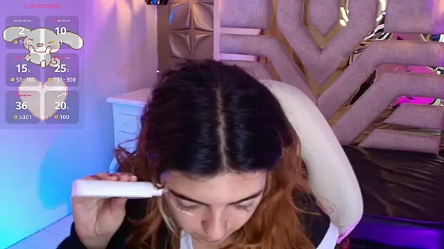 meraki fraise online show from November 12, 2025, 7:29 pm