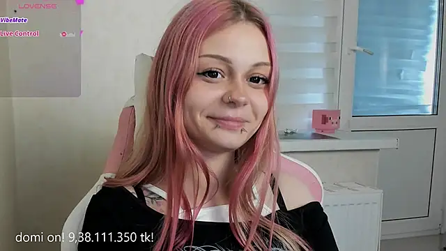 Snapshot of shy_melony chatting on July 25, 2026, 8:33 am shy melony online show from July 25, 2026, 8:33 am