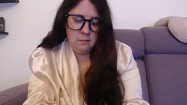valerysexy online show from May 11, 2026, 9:01 pm