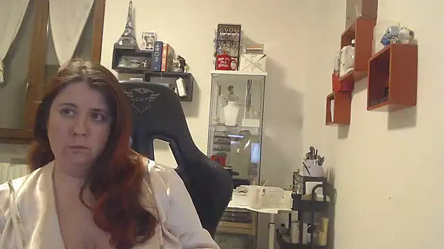 valerysexy online show from November 17, 2025, 9:30 pm