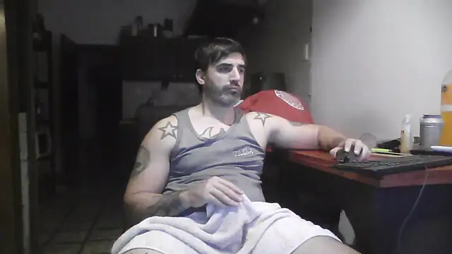 ozzypsico13 online show from April 12, 2026, 1:20 am