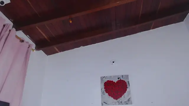 Amara Red online show from October 28, 2025, 11:09 am