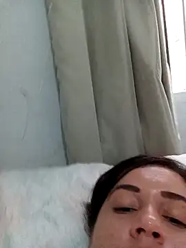 Snapshot of Ceccii chatting on February 24, 2025, 7:19 pm Ceccii online show from February 24, 2025, 7:19 pm