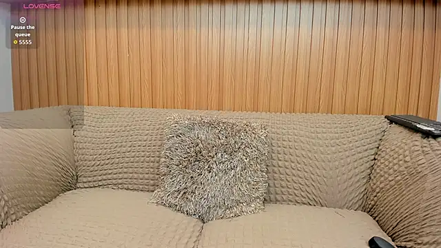  karla Brunette  online show from November 5, 2025, 7:28 pm