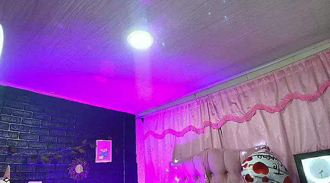 loren tits24 online show from March 11, 2025, 12:11 am