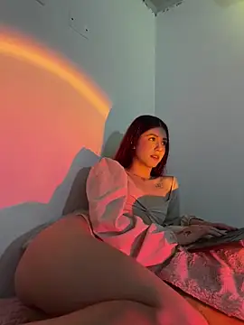 AnnyCherry  online show from February 13, 2025, 7:31 pm