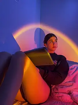 AnnyCherry  online show from February 20, 2025, 3:23 am