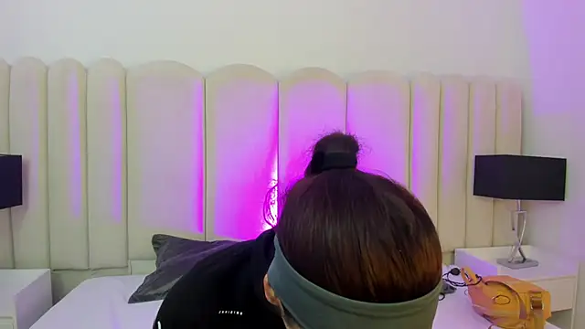 AnnyCherry  online show from February 13, 2026, 7:14 pm