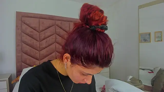 AnnyCherry  online show from October 15, 2025, 6:27 pm