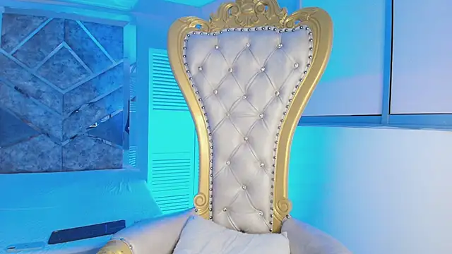 Ari sunshine  online show from October 31, 2025, 3:19 pm