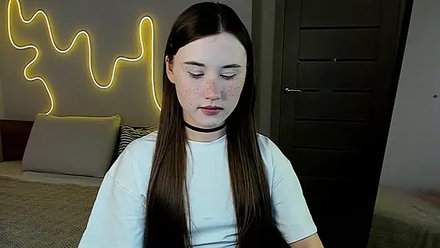 Snapshot of Stella_Sunny chatting on December 17, 2025, 10:26 pm Stella Sunny online show from December 17, 2025, 10:26 pm