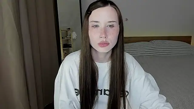 Stella Sunny online show from July 29, 2026, 11:09 am