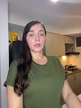 natalie cowens online show from March 25, 2026, 1:28 am