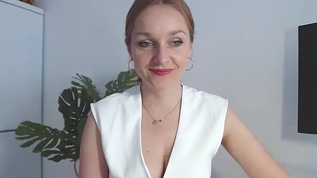 AliciaDesire online show from March 25, 2026, 7:19 am