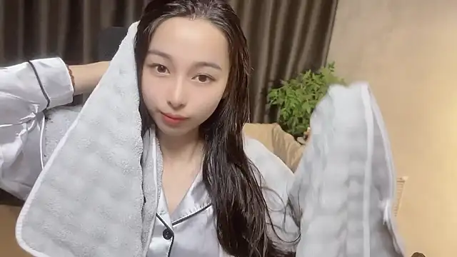 Gina-520 online show from January 18, 2026, 3:59 pm