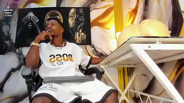 Snapshot of Thomas_shelbys chatting on January 8, 2026, 3:34 am Thomas shelbys online show from January 8, 2026, 3:34 am