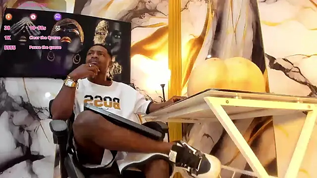 Snapshot of Thomas_shelbys chatting on January 17, 2026, 3:43 am Thomas shelbys online show from January 17, 2026, 3:43 am