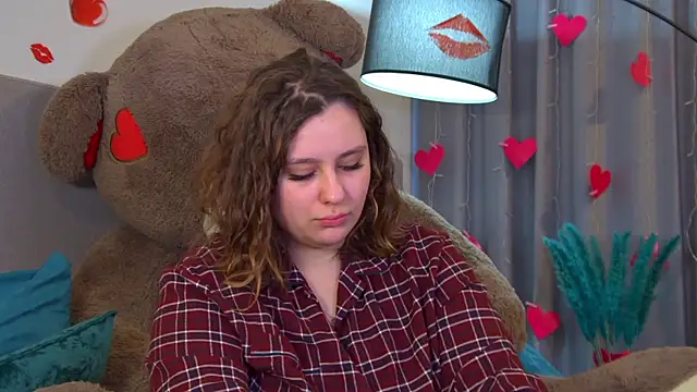 Snapshot of MaryMurray chatting on February 18, 2026, 6:33 am MaryMurray online show from February 18, 2026, 6:33 am