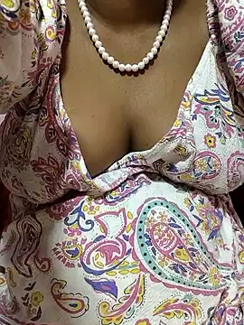 Anjali cute-Pondati online show from September 22, 2025, 3:23 am