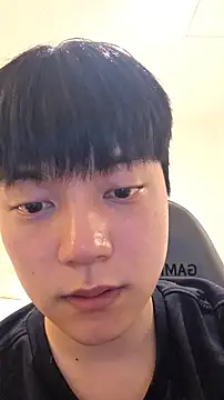 Snapshot of dhwisydy chatting on April 13, 2026, 9:24 am dhwisydy online show from April 13, 2026, 9:24 am