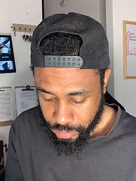 KaelMoreau online show from October 11, 2025, 11:33 am