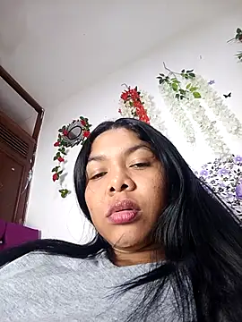 DIORA Latina online show from September 11, 2025, 5:51 am