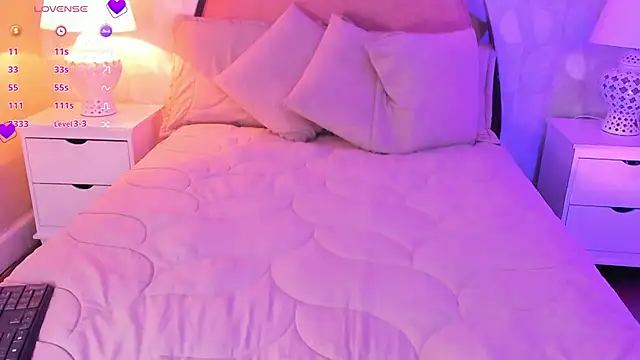 angeline teen online show from March 24, 2026, 12:16 pm