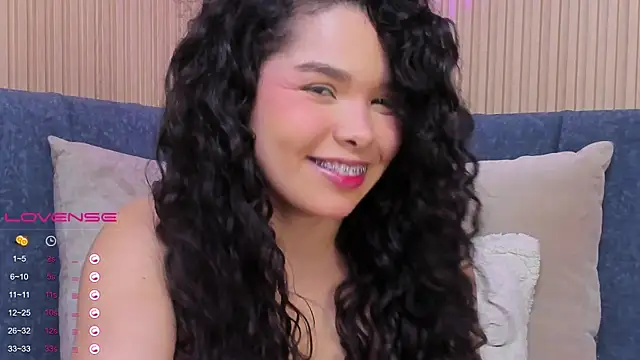 Snapshot of angeline_teen chatting on March 10, 2025, 3:09 pm angeline teen online show from March 10, 2025, 3:09 pm