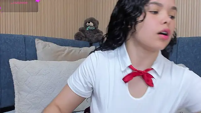 Snapshot of angeline_teen chatting on September 17, 2025, 12:07 pm angeline teen online show from September 17, 2025, 12:07 pm