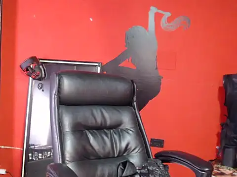 KLOE PIELL online show from March 26, 2026, 9:02 pm