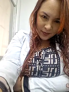 Snapshot of doctora-danna chatting on October 11, 2025, 1:34 pm doctora-danna online show from October 11, 2025, 1:34 pm