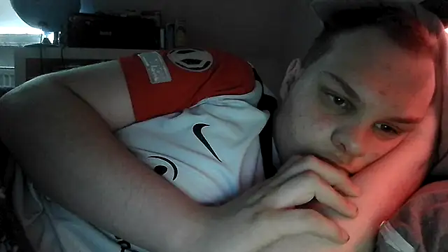 Nicolasjlhkjzl online show from April 11, 2026, 12:20 pm