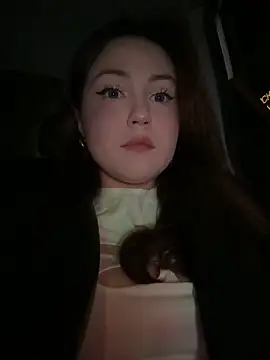 Peachy Dream online show from September 28, 2025, 6:15 pm