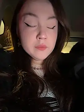 Snapshot of Peachy_Dream chatting on February 20, 2026, 8:00 pm Peachy Dream online show from February 20, 2026, 8:00 pm